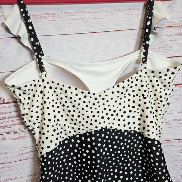 Summersalt polka dot ruffle oasis one-piece swimsuit - Picture 12 of 16